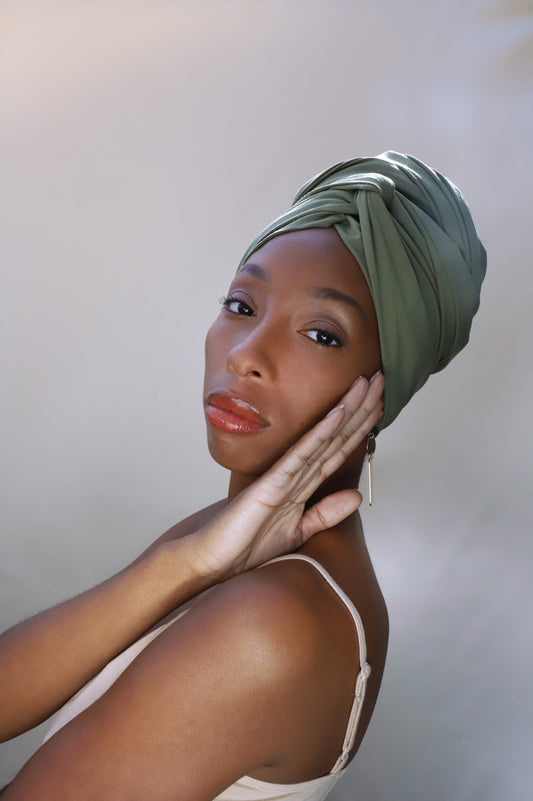 Understanding Alopecia: Causes, Effects, and How to Support It